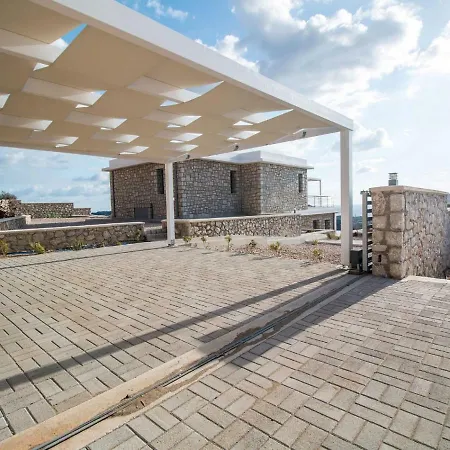 Villa Ii Villa